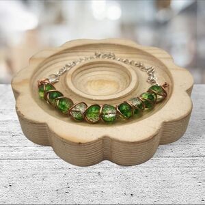 Handmade Wire-wrapped Elegant Green Adjustable Beaded Bracelet